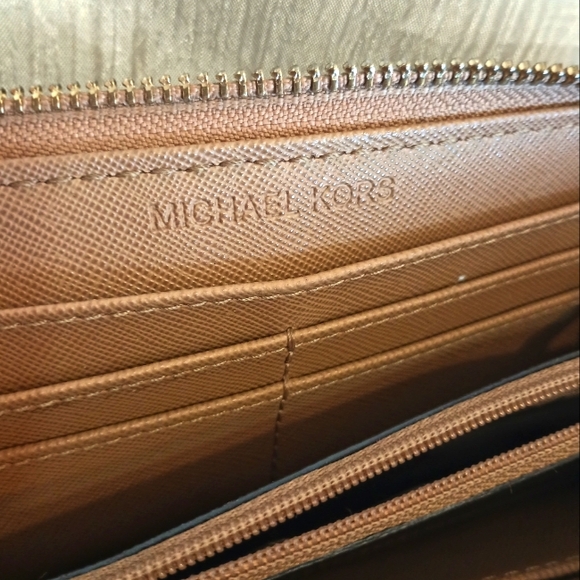 Michael Kors Python Embossed Brown Leather Jetset Wallet - Picture 10 of 15